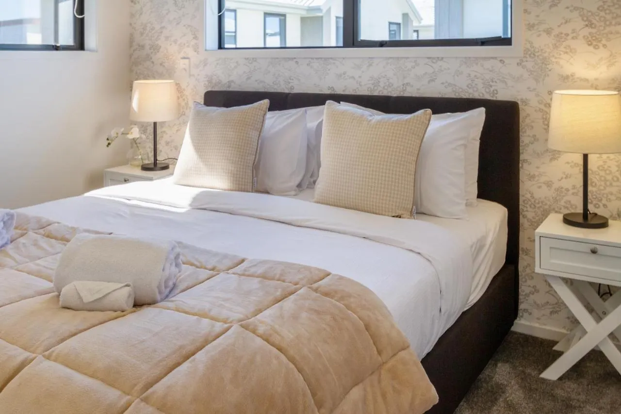Beachside Bliss: 1 Bed 1 Bath Christchurch Apartmán